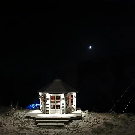 Stunning Location In The Nat Gibostad